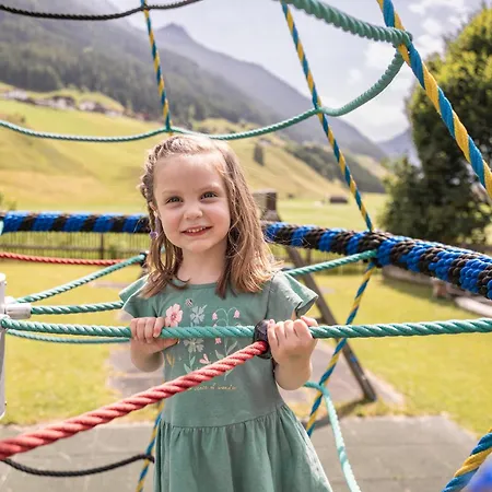 Aparthaus Alpenzauber *