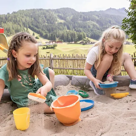 Apartamento Aparthaus Alpenzauber Neustift im Stubaital